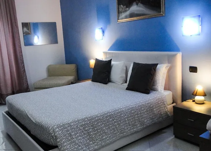 Suites Holiday Rooms Affittacamere Roma