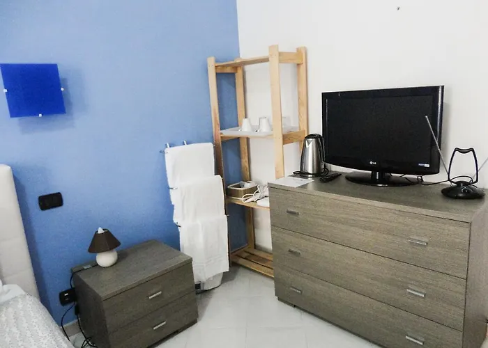Suites Holiday Rooms Affittacamere *