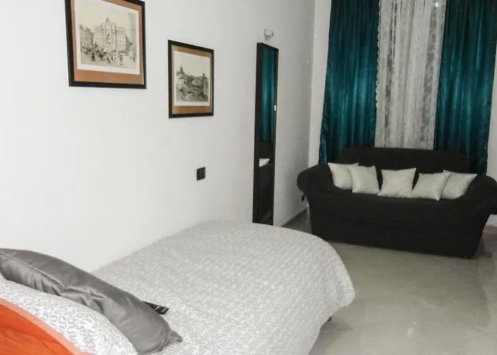 Suites Holiday Rooms * Roma