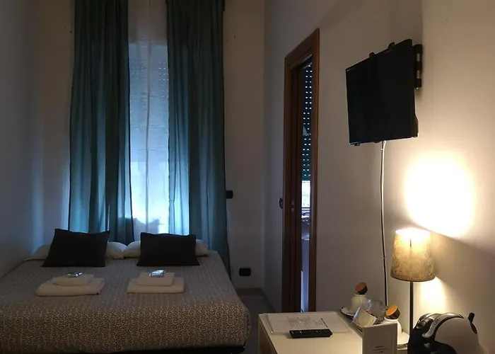 Suites Holiday Rooms Roma