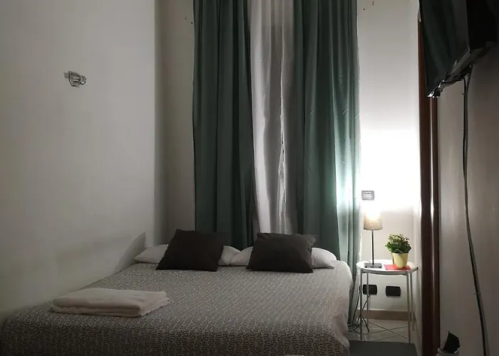 Suites Holiday Rooms