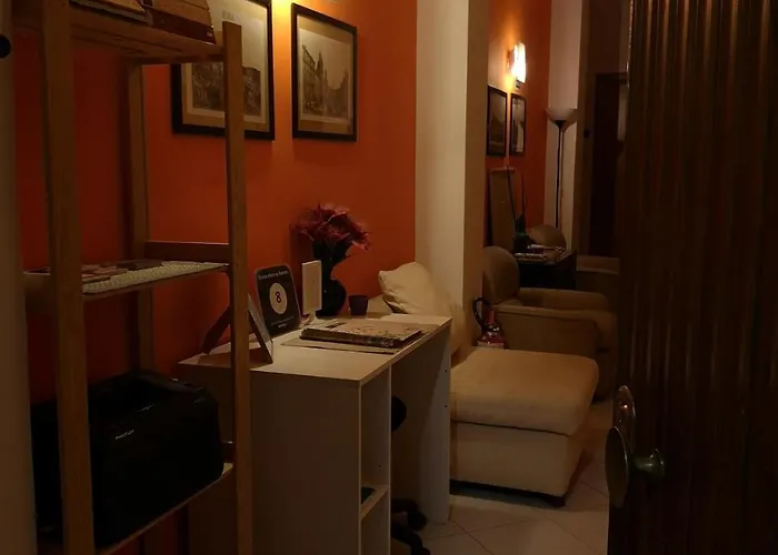 Suites Holiday Rooms *